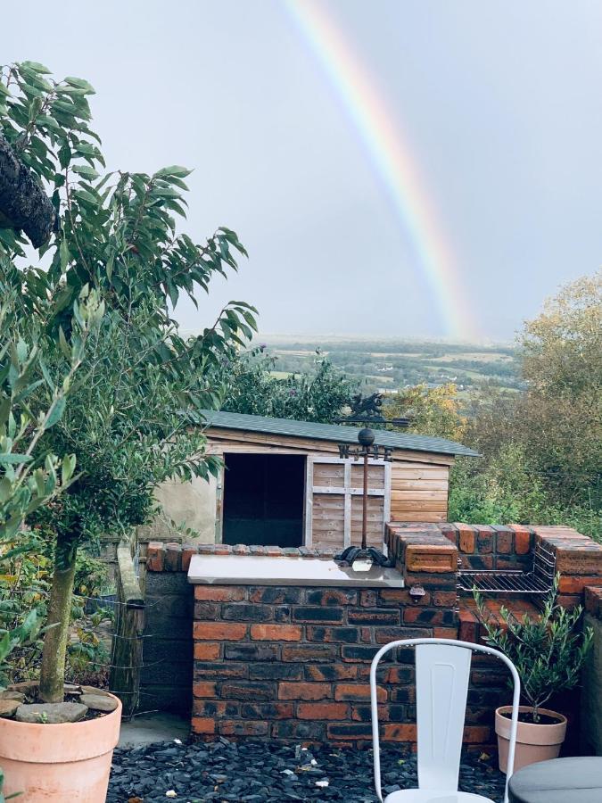 Molehill Lodge Swansea Dış mekan fotoğraf
